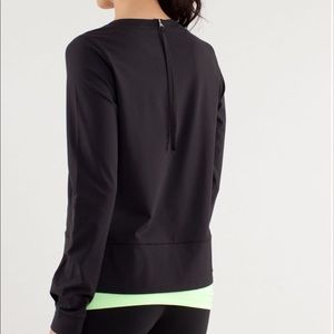 Lululemon Run Warm Up Crew Size 4
